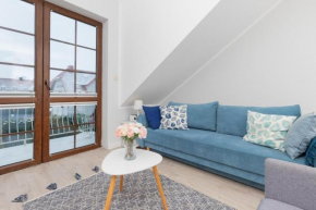 Dębki Wakacyjny Apartament blisko Plazy Liliowa by Noclegi Renters, Dębki